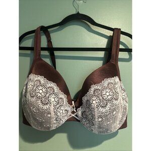 Cacique Full Coverage Lace Lightly Lined Bra Women Size 38DD Feminine Sexy
